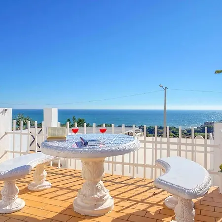 Villa Albuar